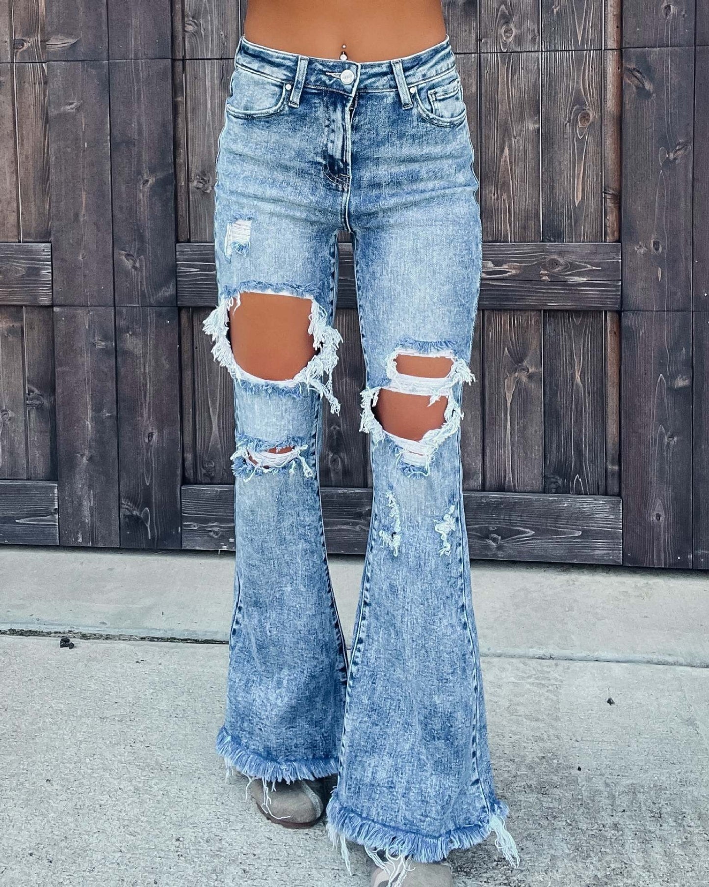 Women's Ripped Leg Jeans