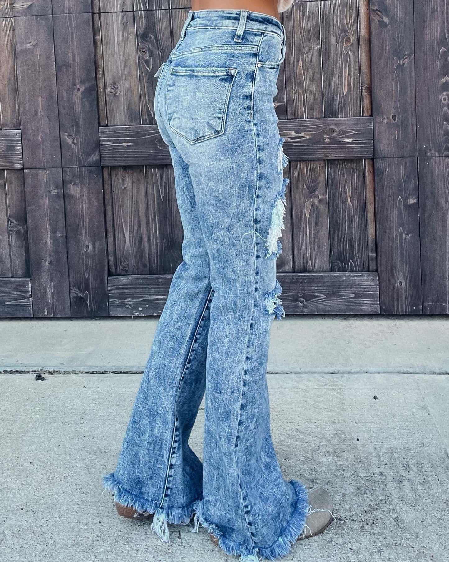 Women's Ripped Leg Jeans